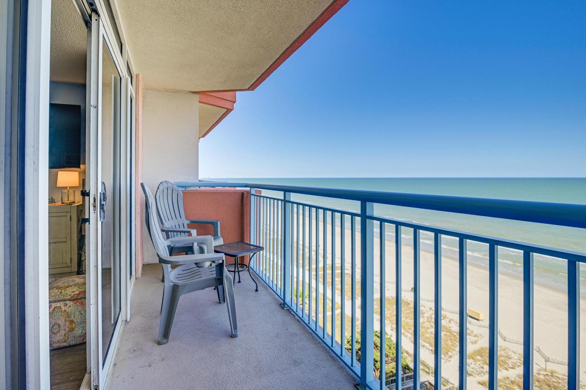 Beachy Condo With Pool Access And Steps To Boardwalk! Миртъл Бийч Екстериор снимка