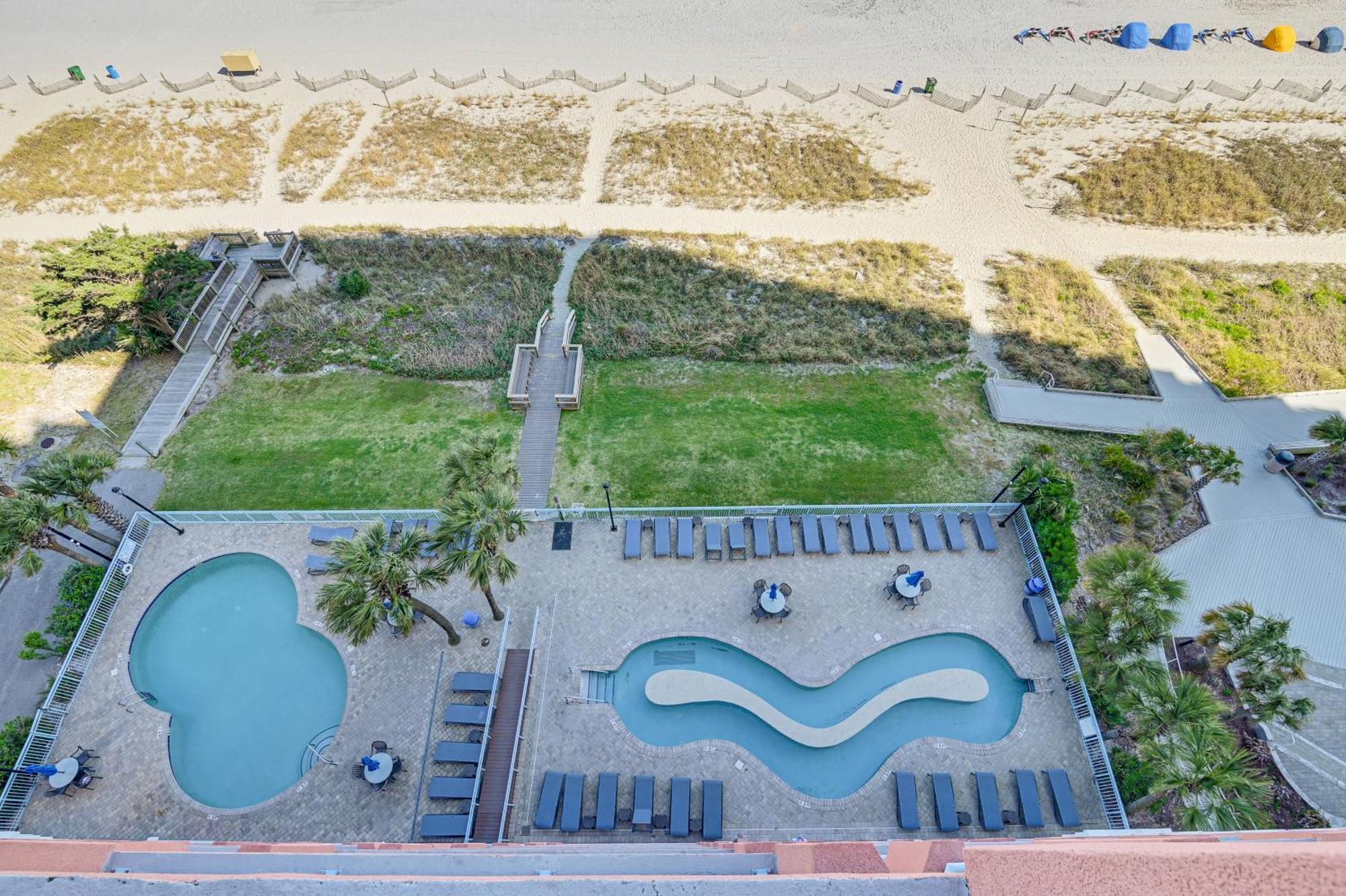 Beachy Condo With Pool Access And Steps To Boardwalk! Миртъл Бийч Екстериор снимка