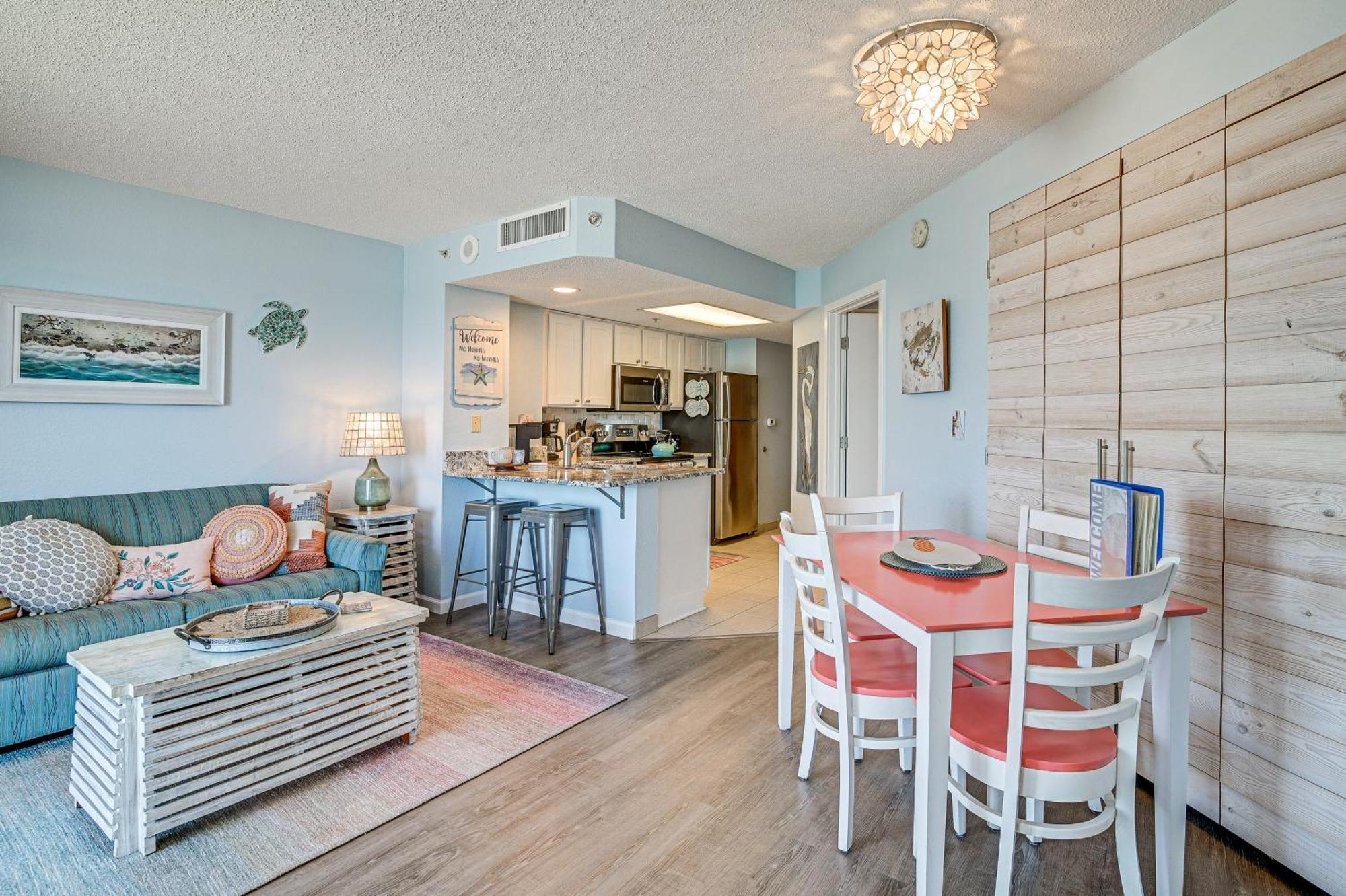 Beachy Condo With Pool Access And Steps To Boardwalk! Миртъл Бийч Екстериор снимка
